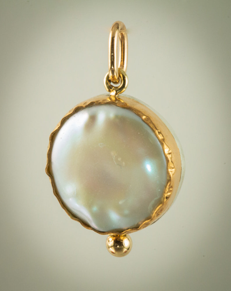 Freshwater Coin Pearl Pendant