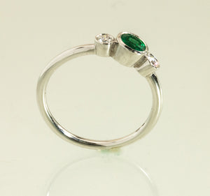 Emerald & Diamond 18kt ring