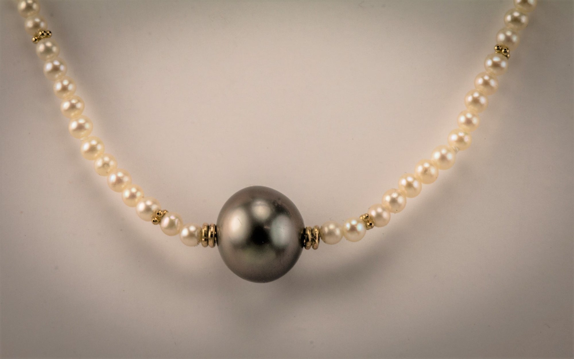 Cook Island & Freshwater Pearl Gold Necklace