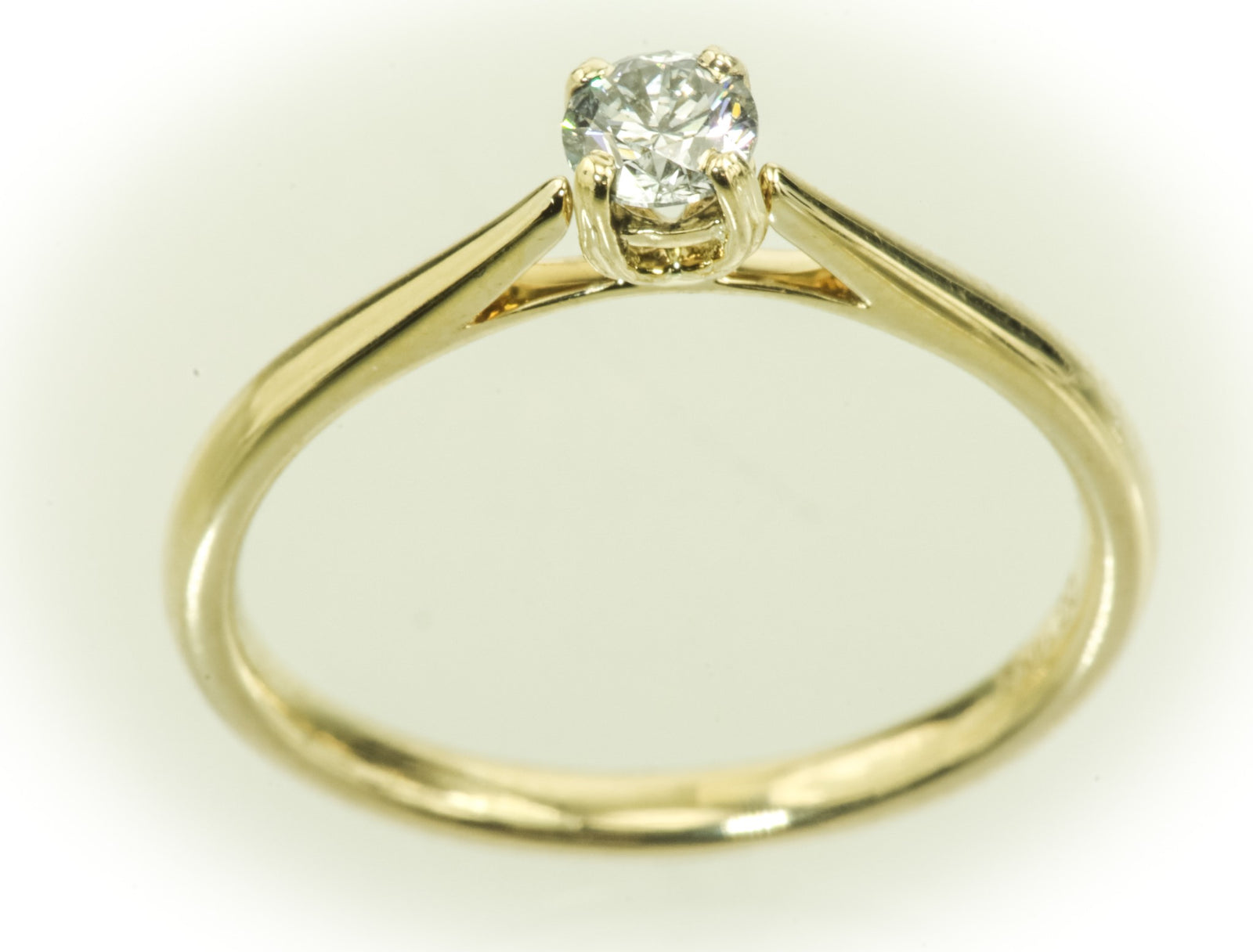14kt Yellow Gold Lab Diamond Solitaire