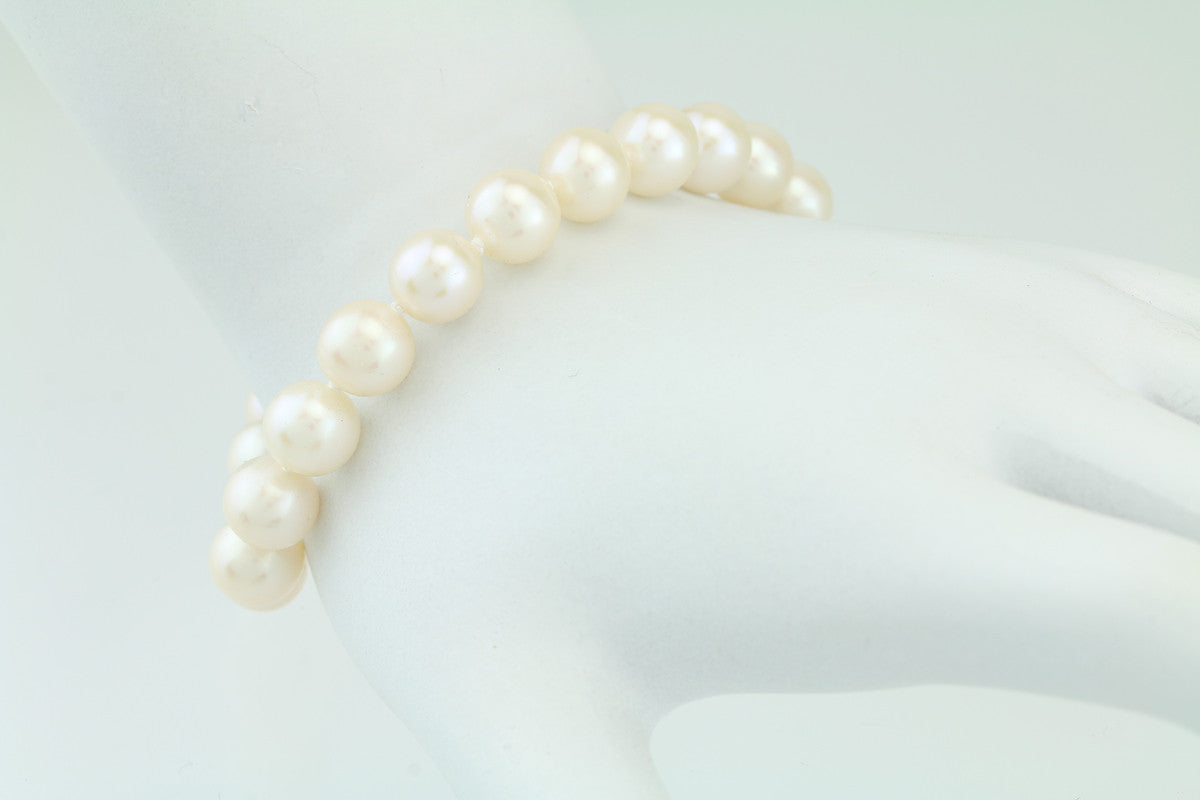 Freshwater Pearl Bracelet 14KT Yellow Gold