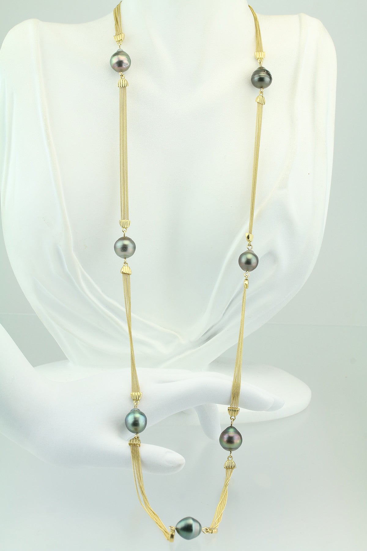 Pearl Obsessions Necklace