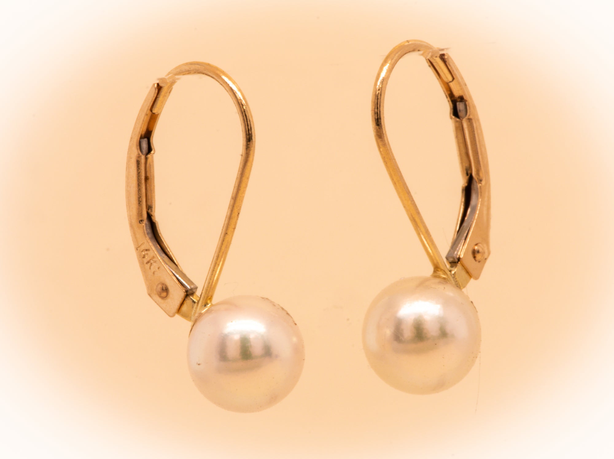 Akoya Pearl Gold Earring