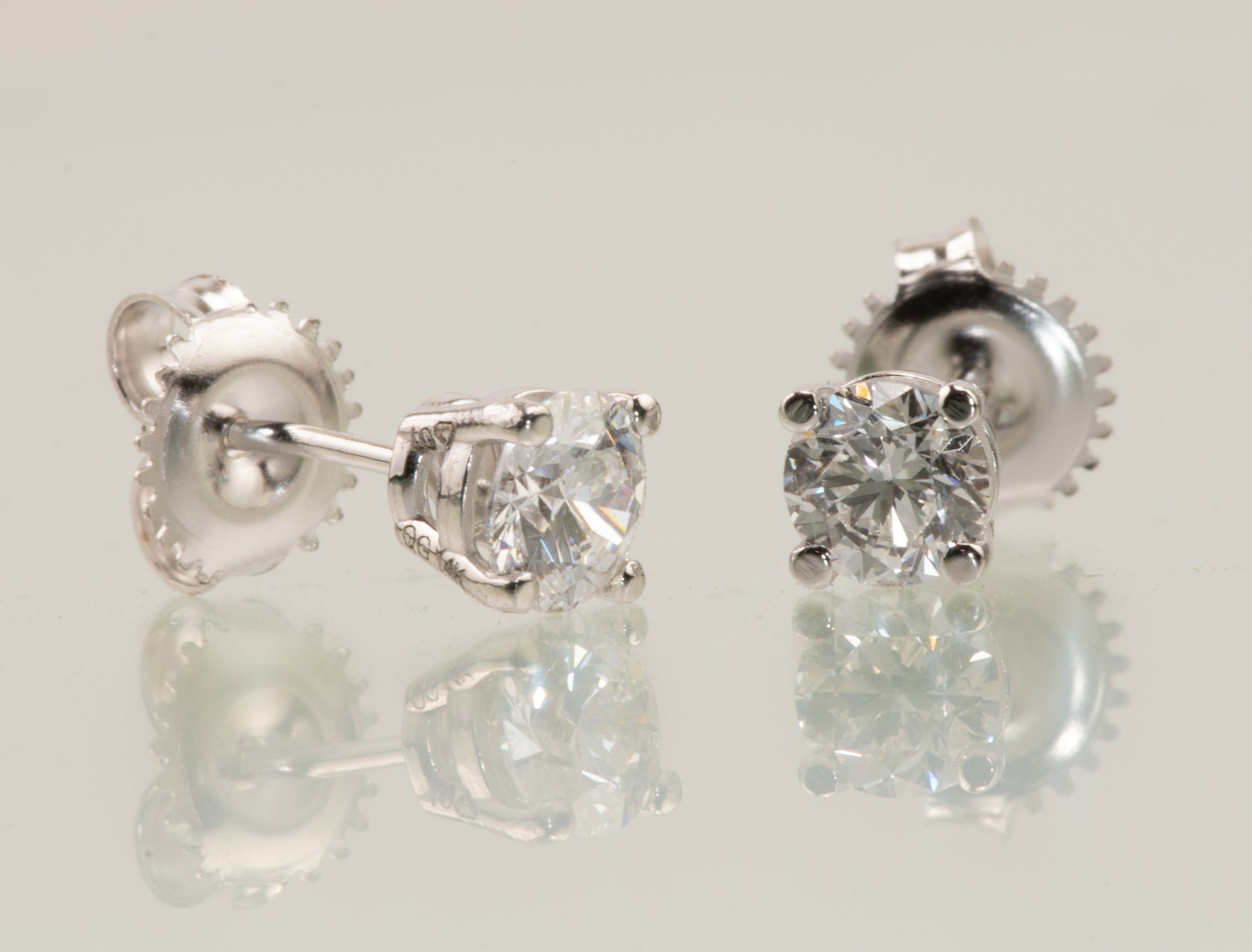 One Carat Lab Diamond Earring